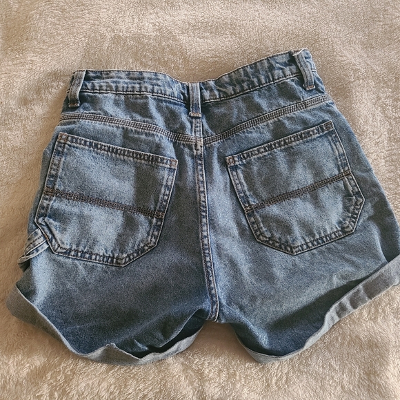 H&M Blue Denim Casual High Waisted Shorts 100% Cotton size 2 - Picture 5 of 8